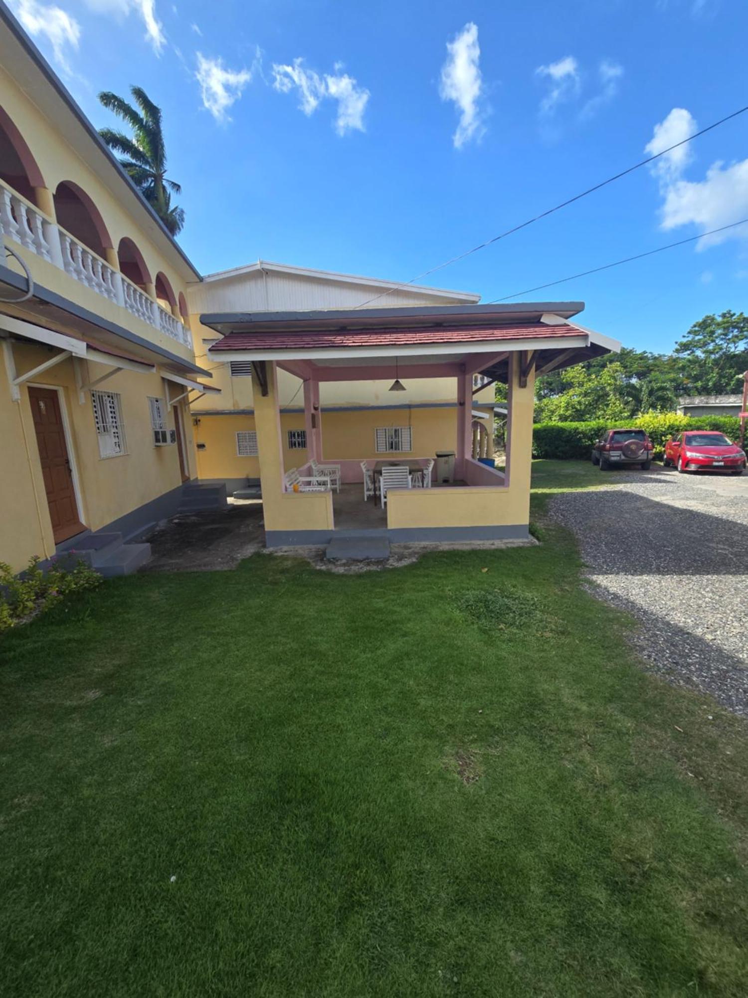 Little Shaw Park Guest House Очо-Риос Экстерьер фото